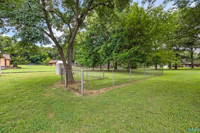 240 Dee Ann Road, Trinity, AL 35673