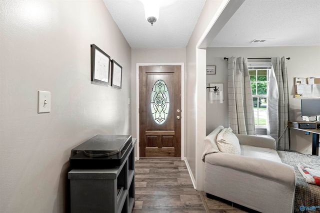 240 Dee Ann Road, Trinity, AL 35673