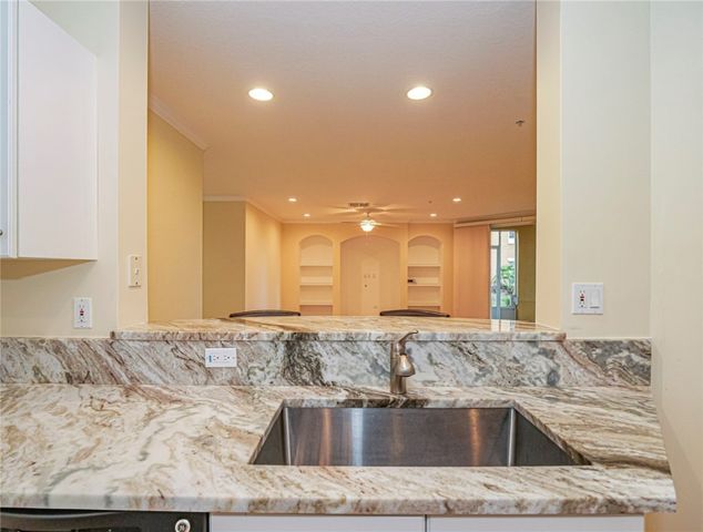 5045 Fairways Circle D101, Vero Beach, FL 32967