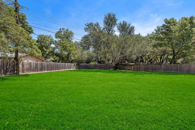 4014 Greystone DR, Austin, TX 78731