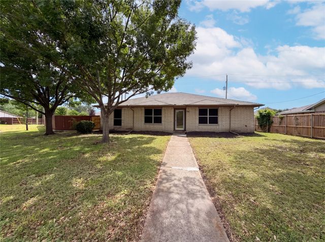 5410 Vagas Drive, Rowlett, TX 75088