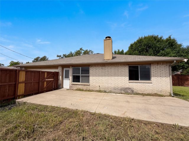 5410 Vagas Drive, Rowlett, TX 75088