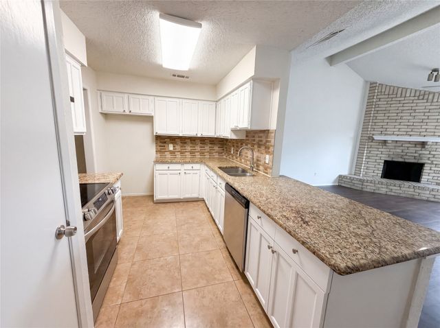5410 Vagas Drive, Rowlett, TX 75088