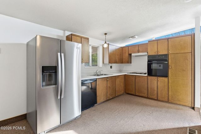 4668 S Green Valley Drive, Salt Lake City, UT 84107