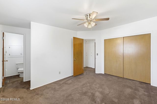 4668 S Green Valley Drive, Salt Lake City, UT 84107