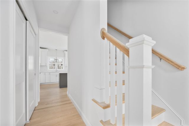 350 Nooseneck Hill Road, Richmond, RI 02812