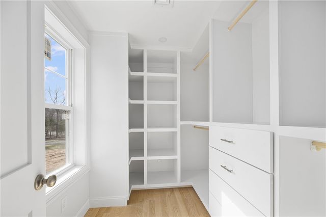 350 Nooseneck Hill Road, Richmond, RI 02812