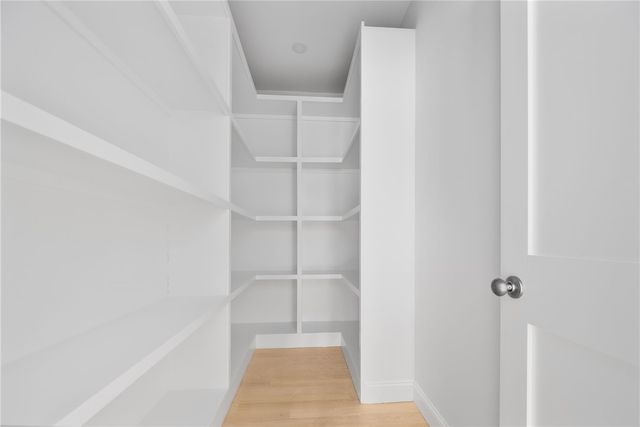 350 Nooseneck Hill Road, Richmond, RI 02812