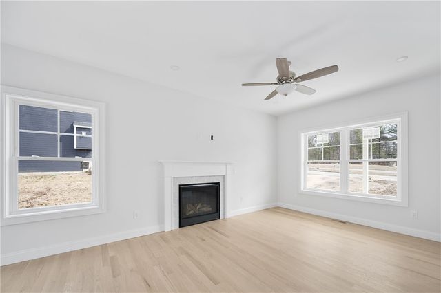 350 Nooseneck Hill Road, Richmond, RI 02812