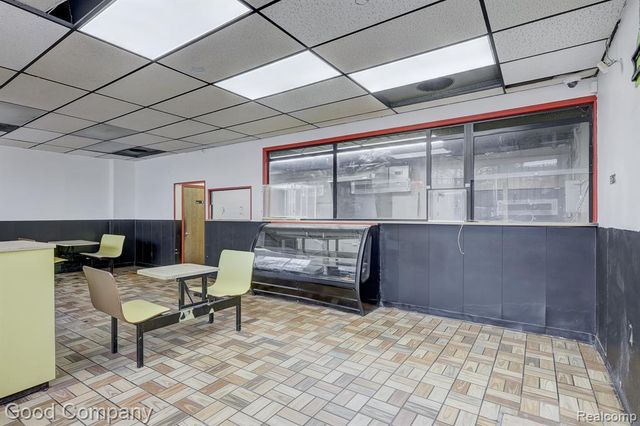 21559 Grand River Avenue, Detroit, MI 48219
