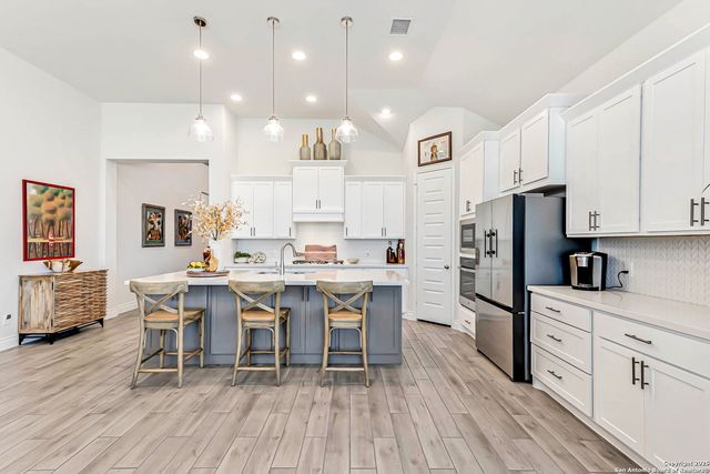 1820 durham, Bulverde, TX 78163
