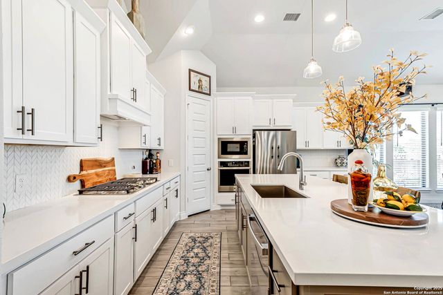 1820 durham, Bulverde, TX 78163