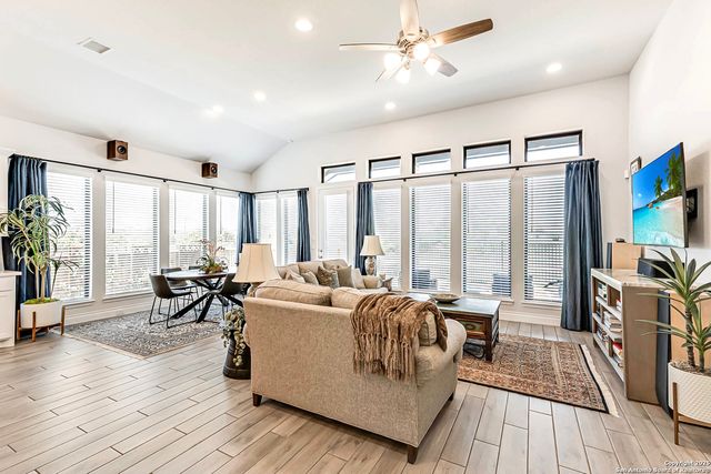 1820 durham, Bulverde, TX 78163