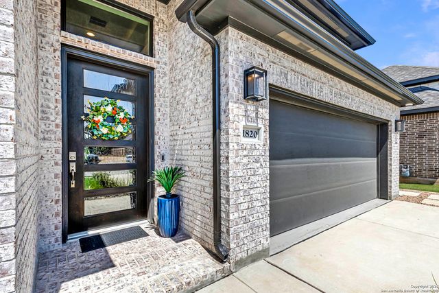1820 durham, Bulverde, TX 78163