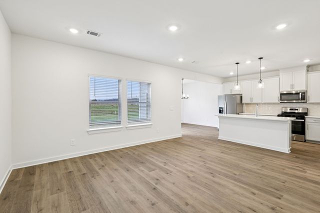 1520 Bear Branch Trace, Columbia, TN 38401