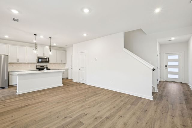 1520 Bear Branch Trace, Columbia, TN 38401