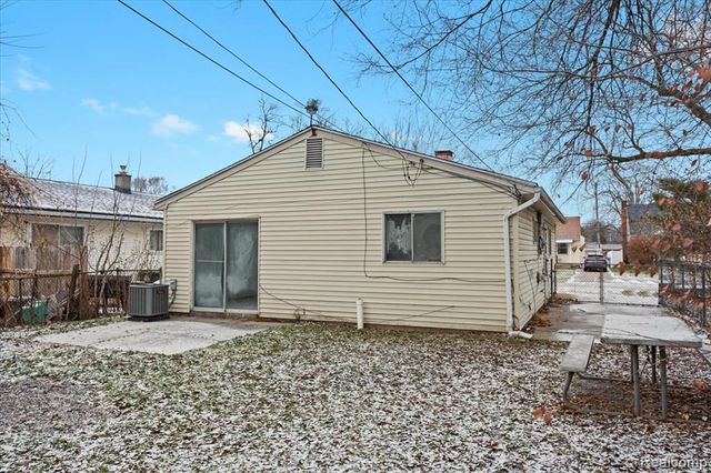 5952 Banner Street, Taylor, MI 48180