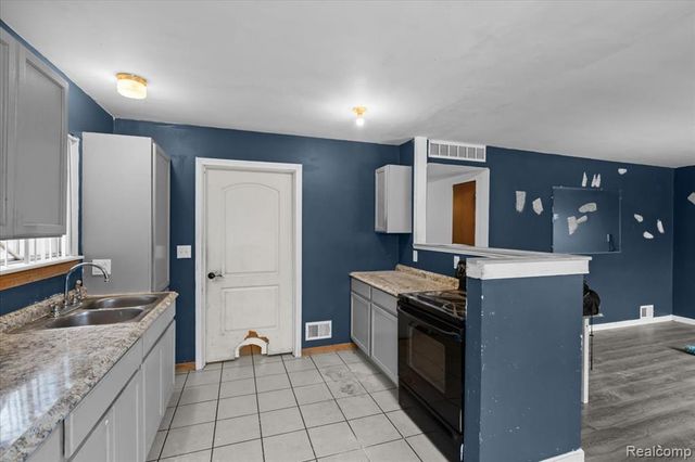 5952 Banner Street, Taylor, MI 48180