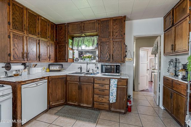 433 W Nevada Street, Tucson, AZ 85706