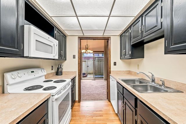 1314 Coronado Boulevard W, 11-3, Reynoldsburg, OH 43068