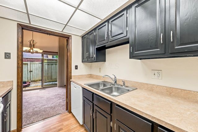 1314 Coronado Boulevard W, 11-3, Reynoldsburg, OH 43068
