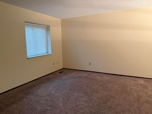 1314 Coronado Boulevard W, 11-3, Reynoldsburg, OH 43068