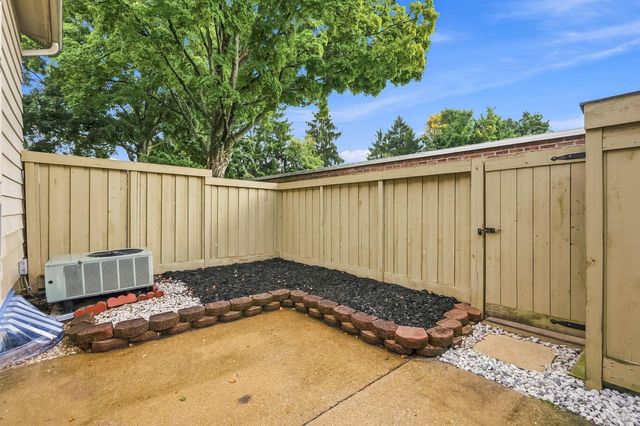 1314 Coronado Boulevard W, 11-3, Reynoldsburg, OH 43068