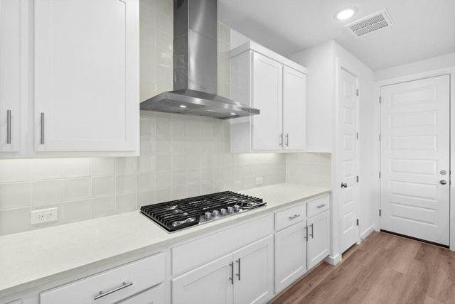 105 Cintilar ST, Liberty Hill, TX 78642