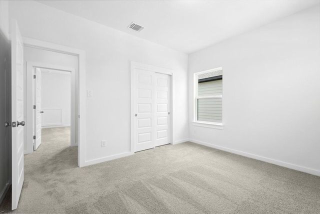 105 Cintilar ST, Liberty Hill, TX 78642