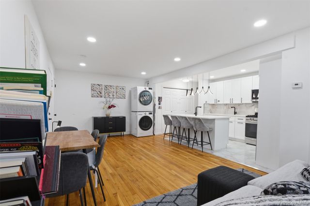 170 Kearsing Parkway A, Monsey, NY 10952