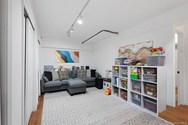 170 Kearsing Parkway A, Monsey, NY 10952