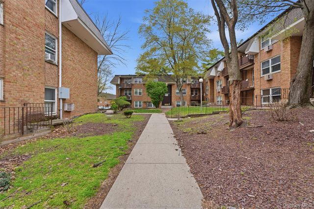 170 Kearsing Parkway A, Monsey, NY 10952