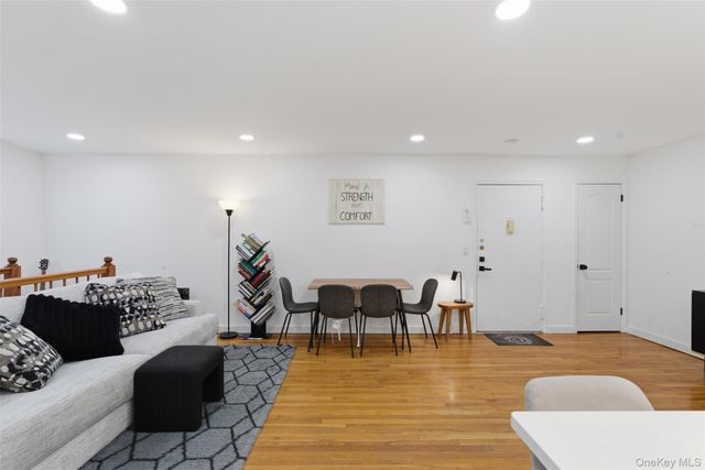 170 Kearsing Parkway A, Monsey, NY 10952