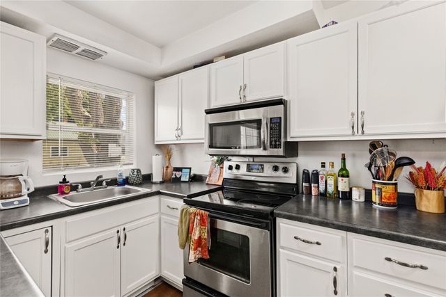 215 E Ninth Street, Madrid, IA 50156