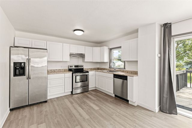 215 E Ninth Street, Madrid, IA 50156
