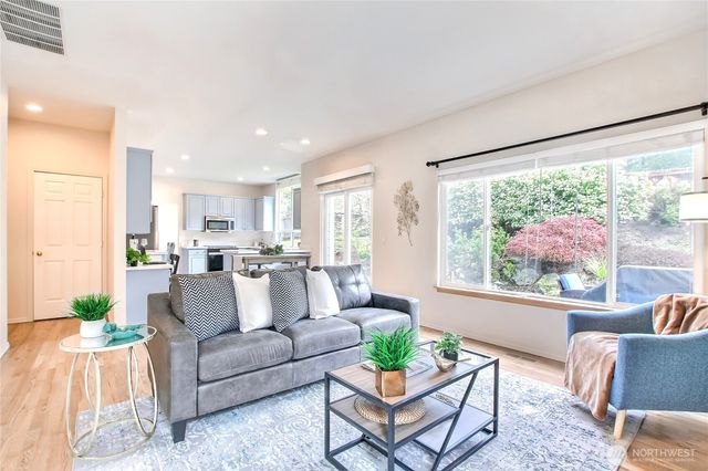 8220 121st Avenue SE, Newcastle, WA 98056