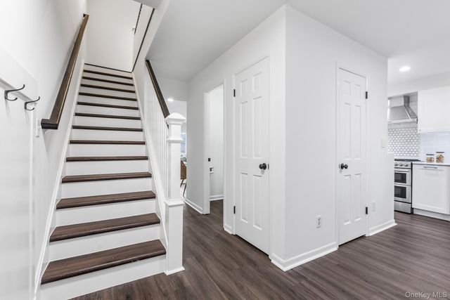 25 Barker Street 406, Mount Kisco, NY 10549