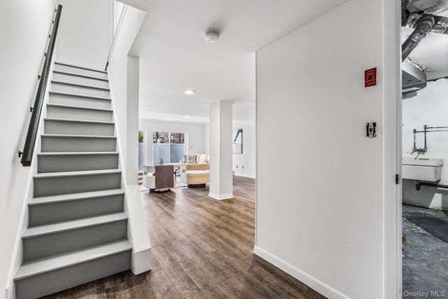 25 Barker Street 406, Mount Kisco, NY 10549