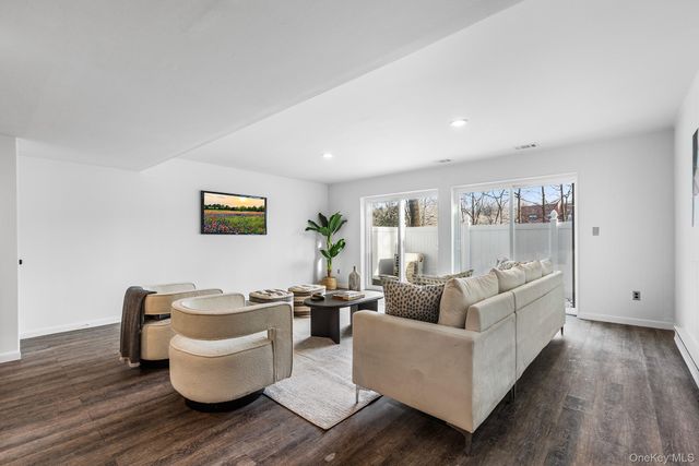 25 Barker Street 406, Mount Kisco, NY 10549