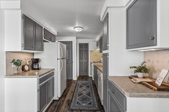 685 Hidden Valley Road, Gates, NY 14624