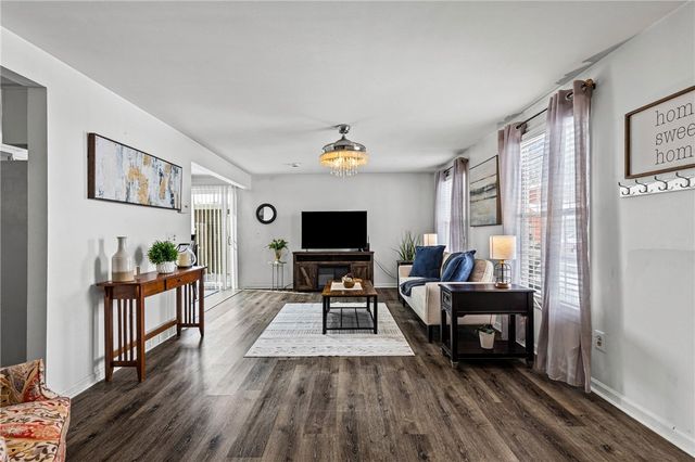 685 Hidden Valley Road, Gates, NY 14624