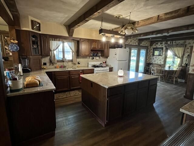 12138 E L-J Townline ROAD, Whitewater, WI 53190