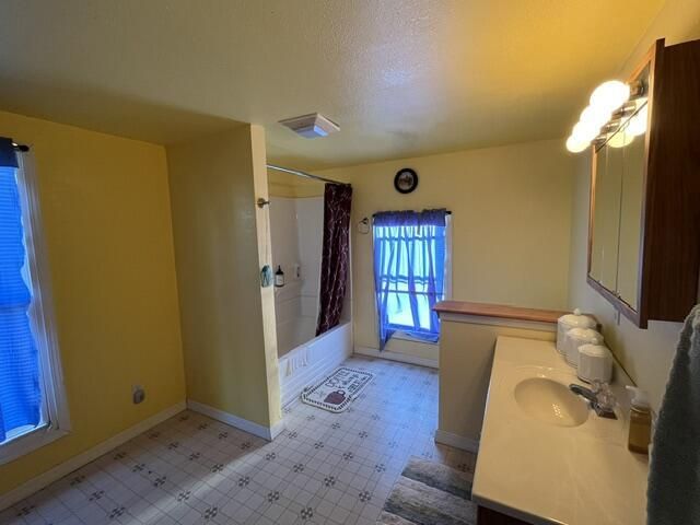 12138 E L-J Townline ROAD, Whitewater, WI 53190