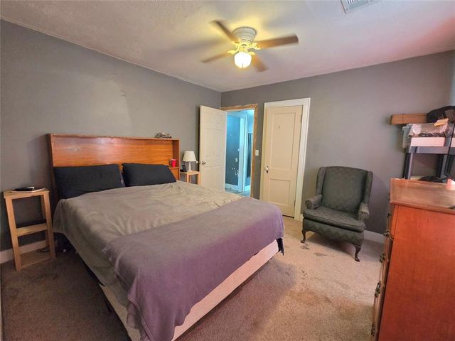 906 S Rock Island Avenue, El Reno, OK 73036