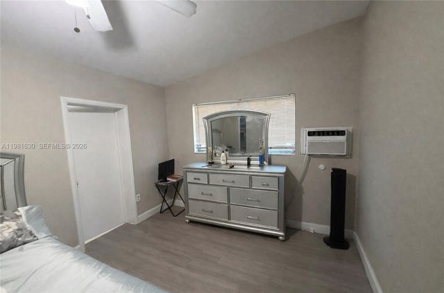 354 NE 173rd St, North Miami Beach, FL 33162