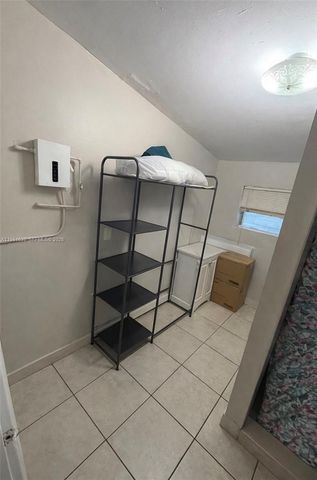 354 NE 173rd St, North Miami Beach, FL 33162