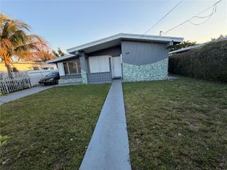 354 NE 173rd St, North Miami Beach, FL 33162