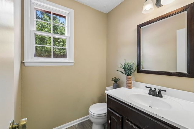 4905 Pebble Creek Dr, Antioch, TN 37013