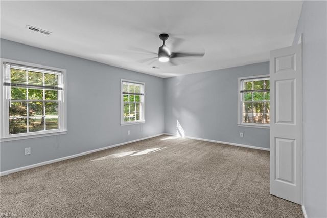 136 Tuckahoe TRCE, Yorktown, VA 23693