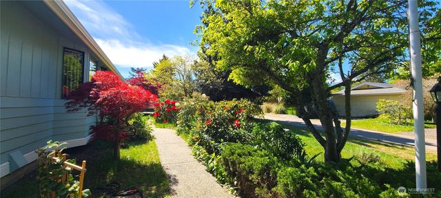 243 Dungeness Meadows, Sequim, WA 98382